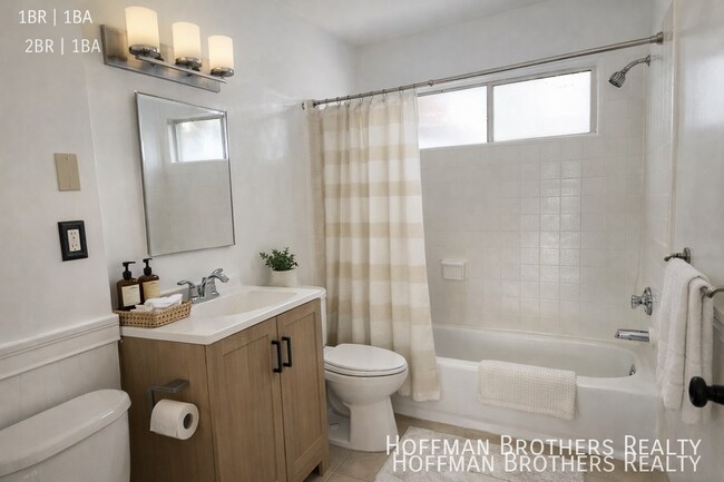 Photo - 14843 Sylvan St Unit 14843.5