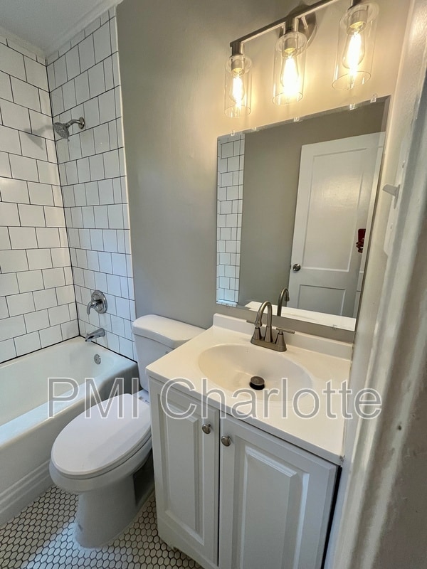 Photo - 4106 Howie Cir