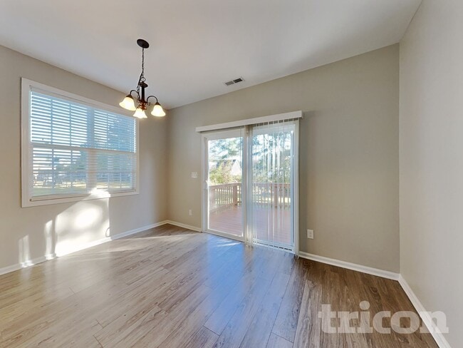 Photo - 70 Dropseed Ln