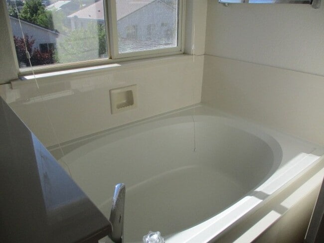 Photo - Northwest Suburban  Beauty