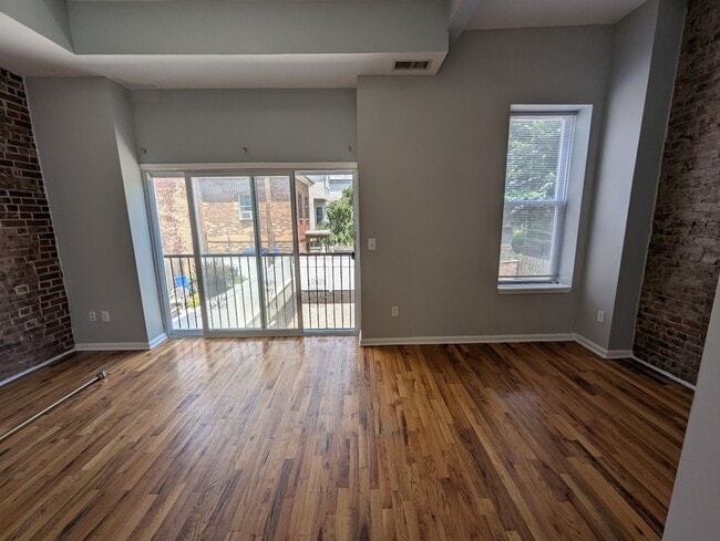 Building Photo - 178A Union St Unit 1 Rental