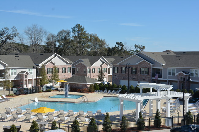 Building Photo - Arbor Crossing at Buck Lake Rental