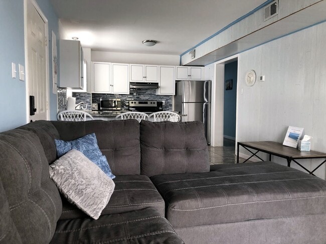 Photo - 105 Jamestown Rd Unit A