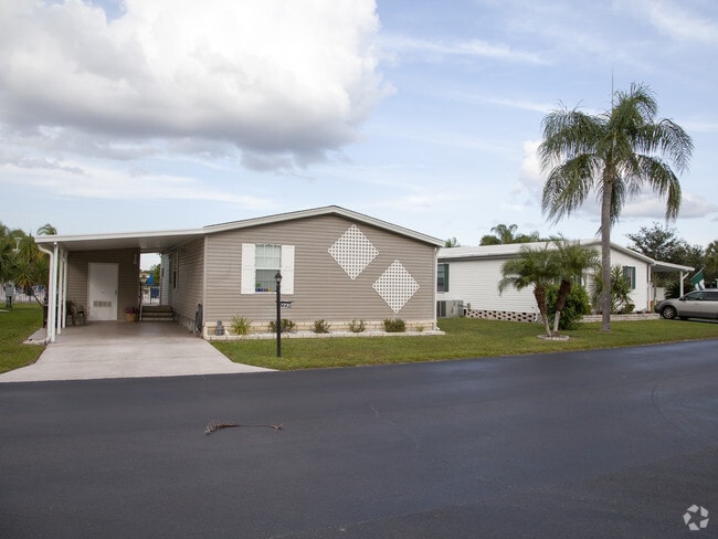 Blue Heron Pines - Blue Heron Pines Apartments