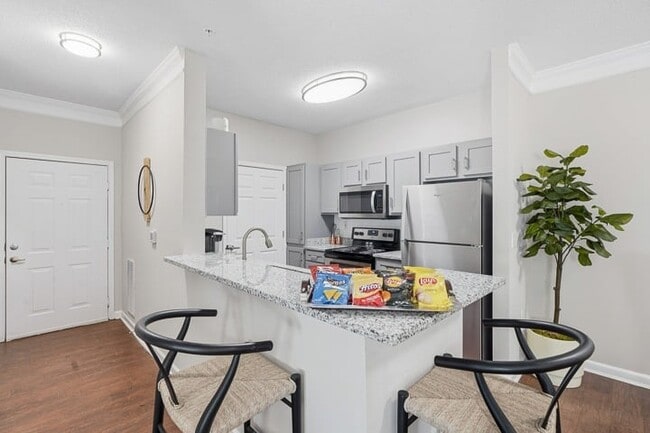 The Glen at Alexander Apartments