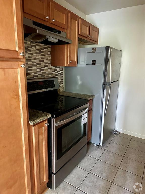 Building Photo - 3045 Walnut Bend Ln Unit 27 Rental
