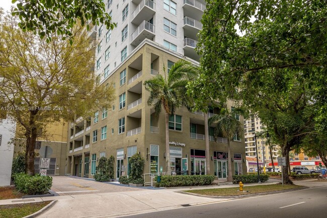 Building Photo - 3180 SW 22nd Terrace Unit 307