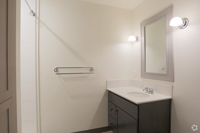 Almr Apartments