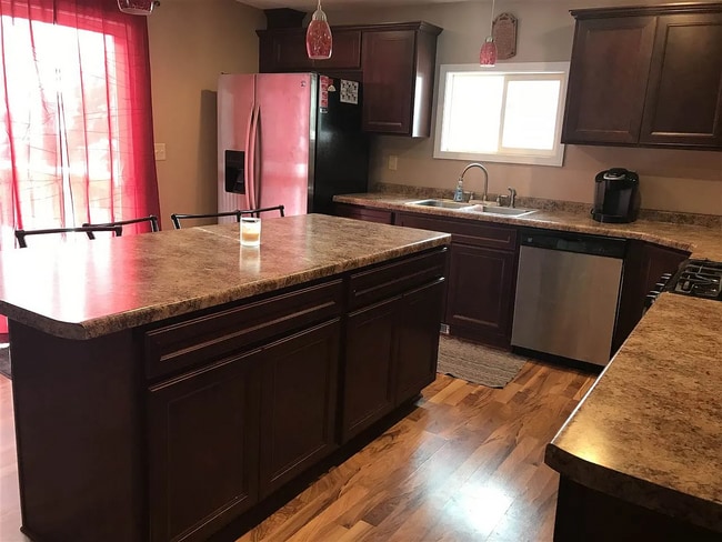 Photo - 924 Prospect St