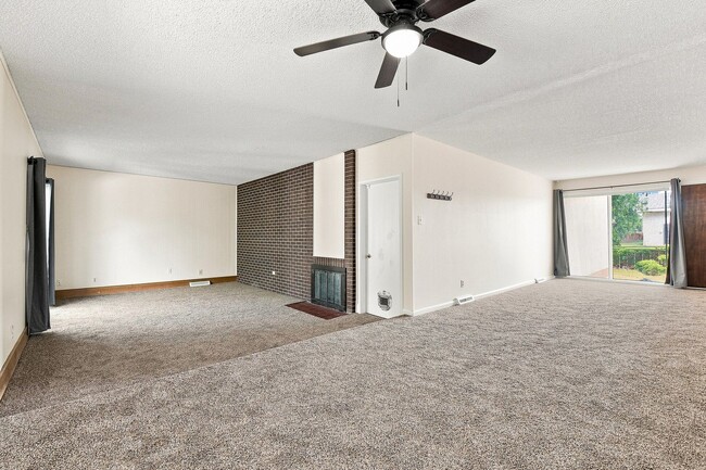 Photo - 8451 E Briarwood Blvd
