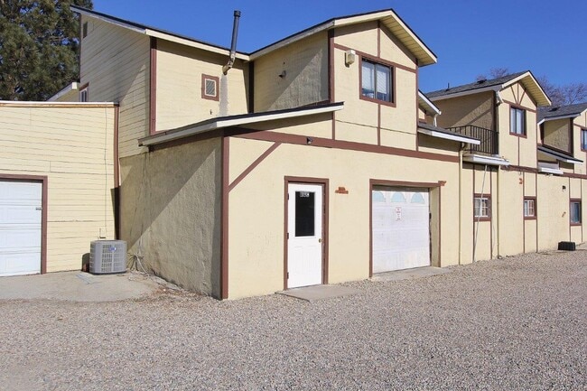 Photo - 705 Williams Rd