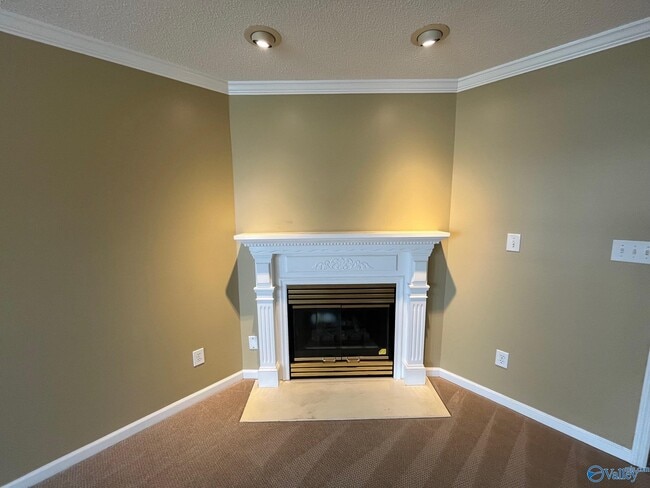 Photo - 3241 Fieldstone Dr SW