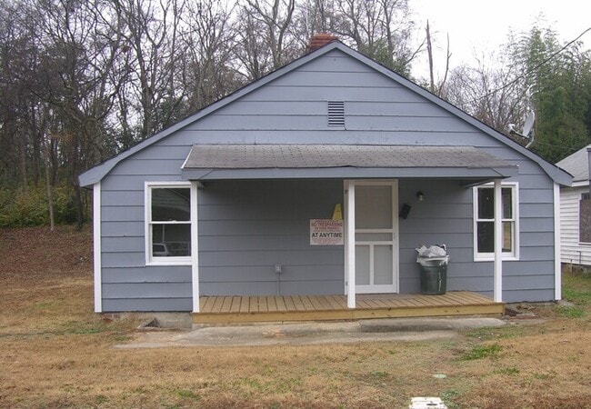 Building Photo - 348 Broad Dr SW