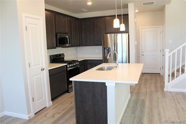 Photo - 5231 Mountain Vista Hts