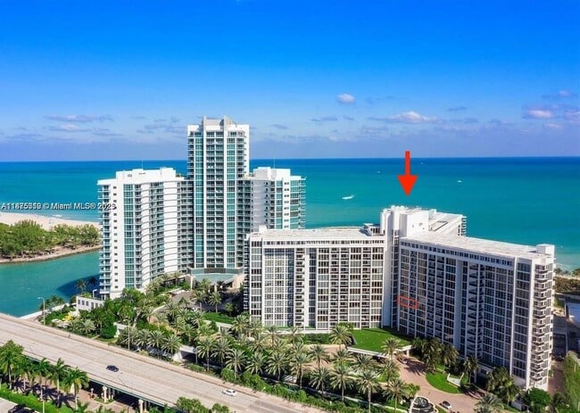 Building Photo - 10275 Collins Ave Unit 526 Rental
