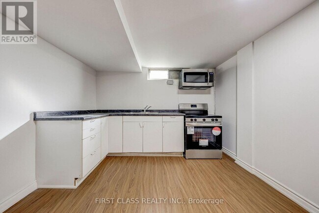 Photo - 214 Linden Ave