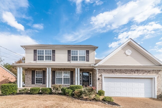 Building Photo - 209 Briarcotes Cir