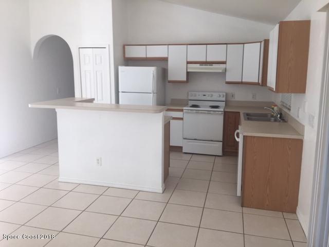 Photo - 511 Jewell St SE