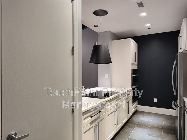 Photo - 310 Arlington Ave Unidad Suite 333