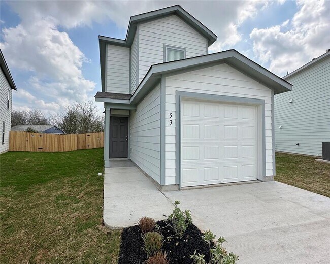 53 Trinity Cir