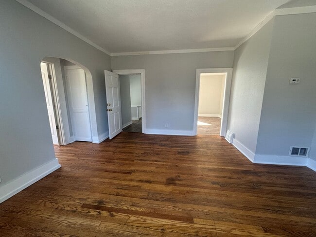 Photo - 302-304 Lenox Ave Unidad #2 Second Floor