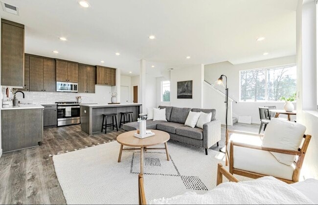 Photo - 5506 NE 55th Ave Unit A