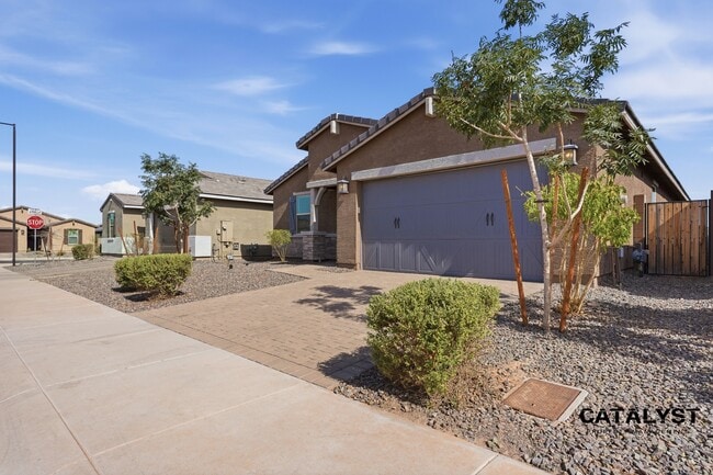 Photo - 6926 W Winston Dr