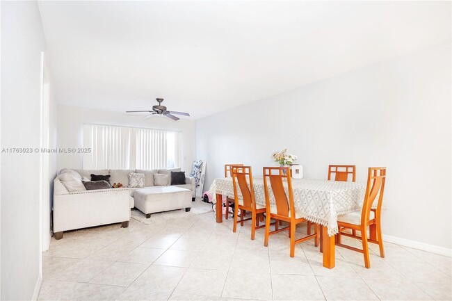 Photo - 941 NW 45th St Condo Unit 7