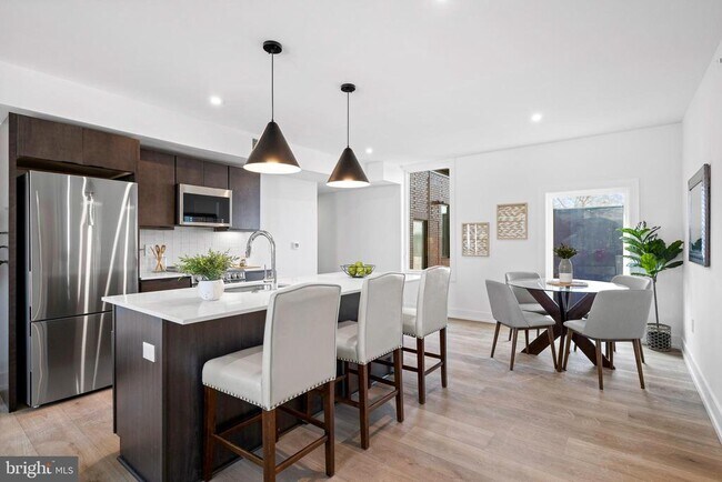 5200 Chester Ave Unit 408