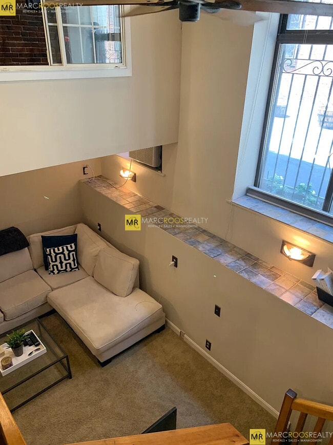 Photo - 106 Commercial St Condo Unit 1-3