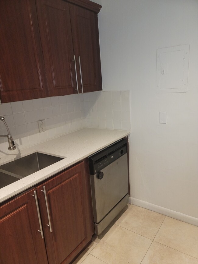 Photo - 13455 NE 10th Ave Unit 210