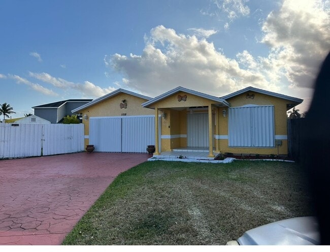 Building Photo - 11518 SW 172nd Terrace Rental