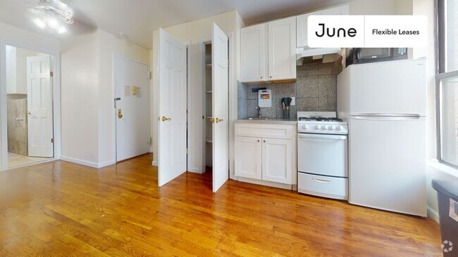 Building Photo - 1365 1st Ave Rental