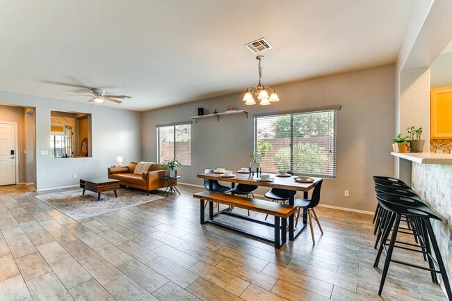 Photo - 2313 N Presidential Dr Unit ID1385640P