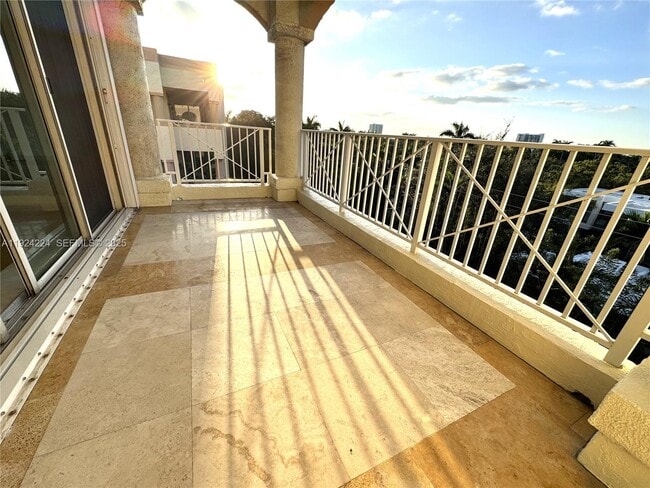 Photo - 1824 Brickell Ave Unidad 4C