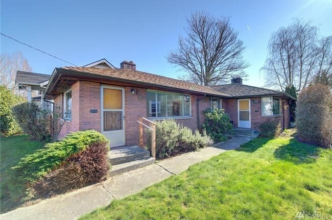 Building Photo - Li Unit 2309