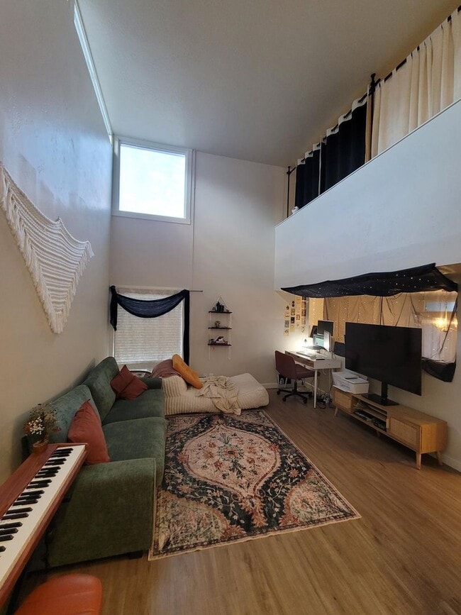 Photo - Cherry Lane Commons Unit 2435 W Cherry Ln Apt 2