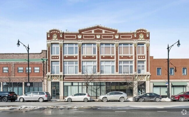Building Photo - 2544 W North Ave Unit 2A Rental
