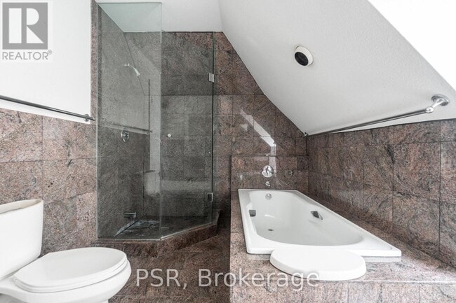 Photo - 25 Coulson Ave Unit 3RD FL