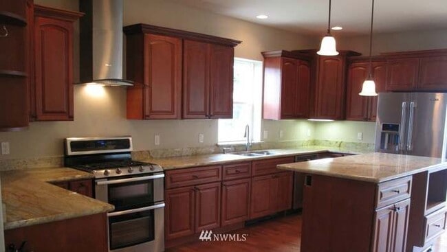 Building Photo - 1220 S 128th St Rental
