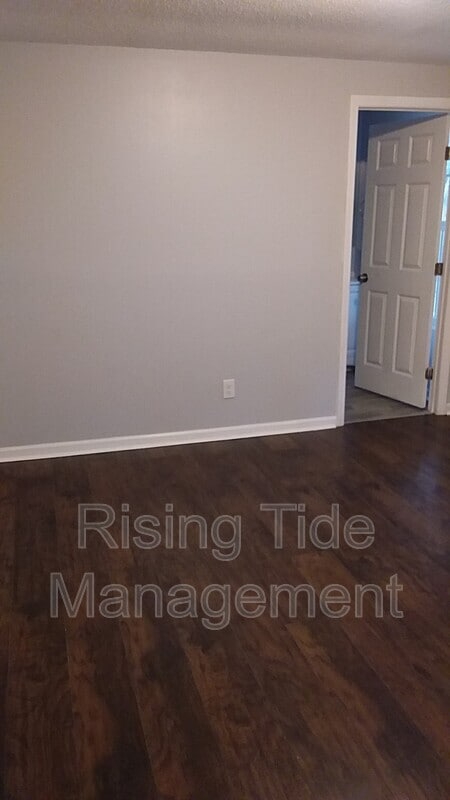 Photo - 6710 Womack Rd