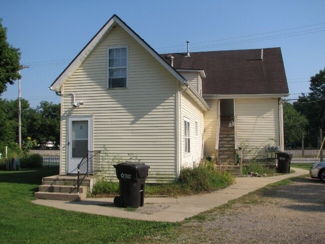 Photo - 151 W Battle Creek St Unidad 1