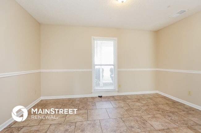 Photo - 305 Short Ct Casa