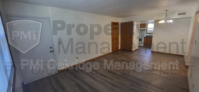 Photo - 1112 W Main St Unit 6