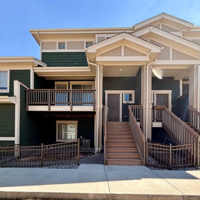 Building Photo - Move-In Ready 3-Story Townhome with Loft & 2-Car Garage