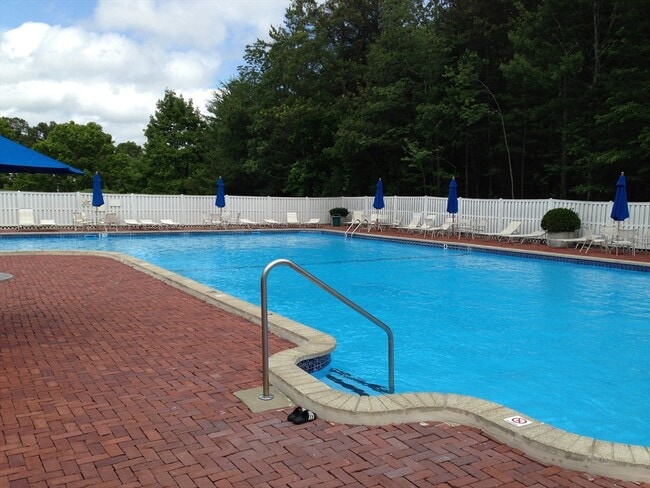 Photo - 6 Bayberry Dr Unit 1