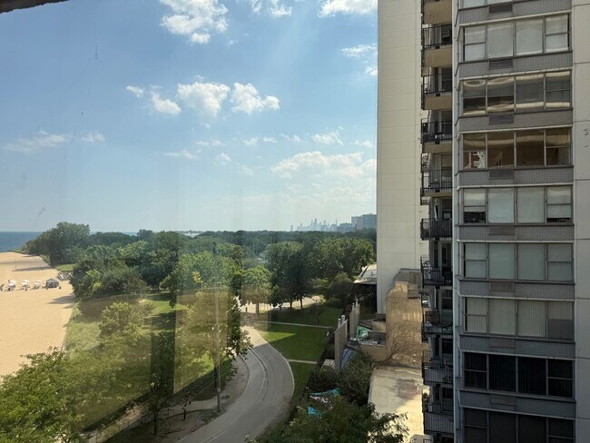 Photo - 5801 N Sheridan Rd Unit 7D