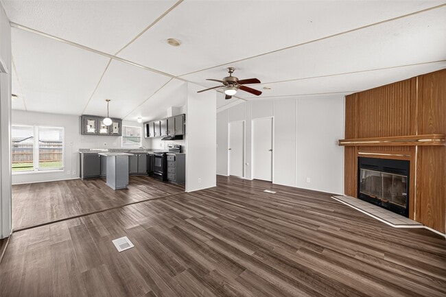 Photo - 20306 Mountain Dale Dr