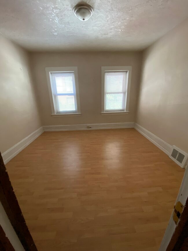 Photo - 12010 Paul Ave Unit 2