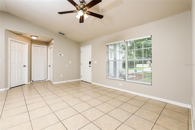 Photo - 1697 Courtland Blvd